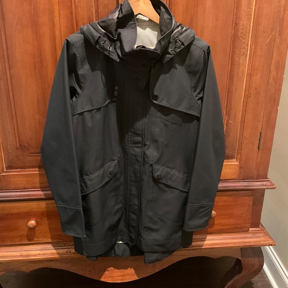 Athleta Women’s Rain  Waterproof Hooded  Trench  Black  Coat, Size  S - Picture 5 of 5